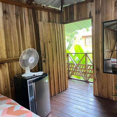 Hotel Cahuita Esterno foto